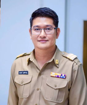 นายศุภฤกษ์ สุขสำราญ