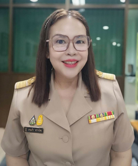 นางสาวเกษแก้ว สว่างไสว